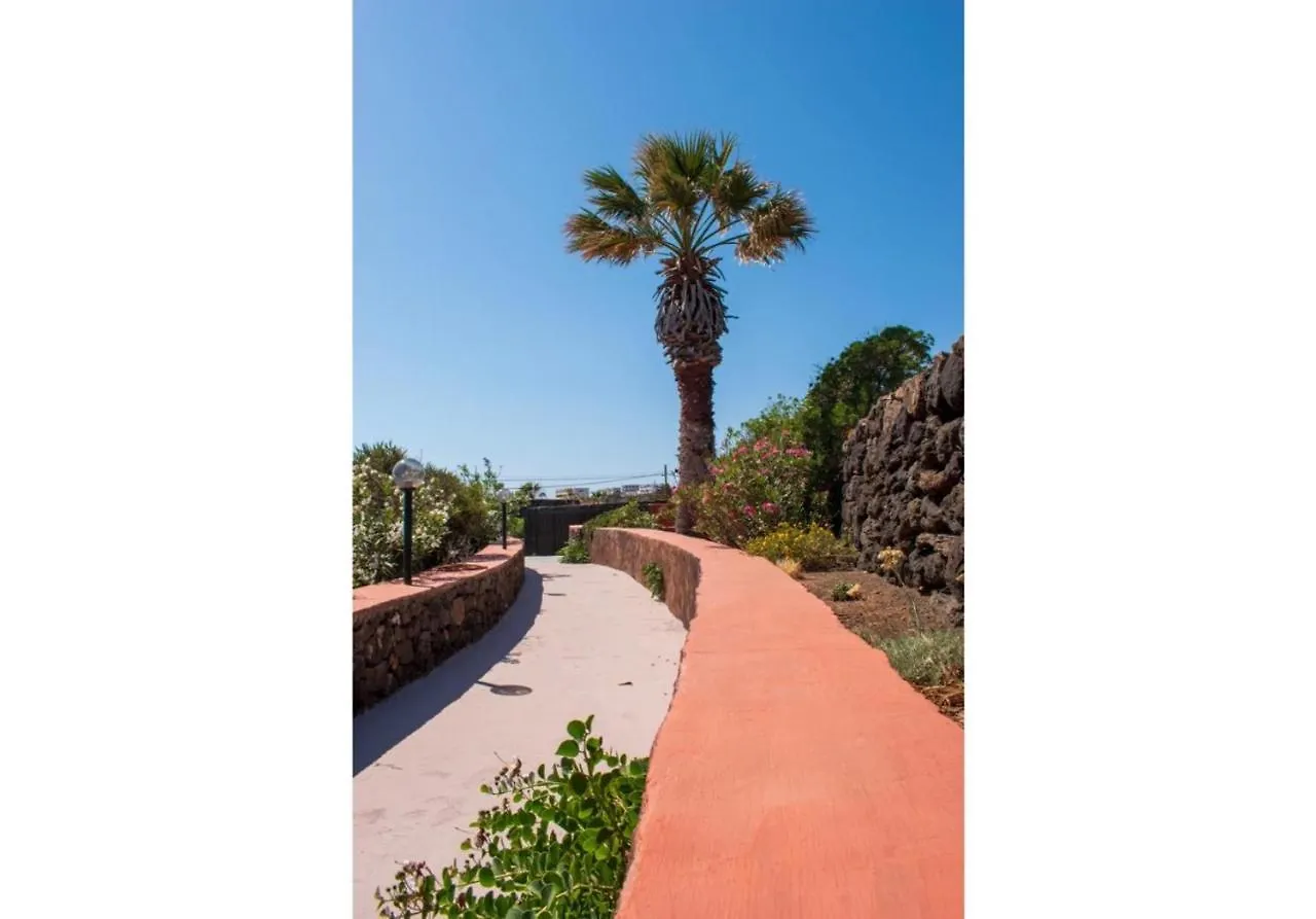 Holiday home Dammuso Bougainville Pantelleria Italy